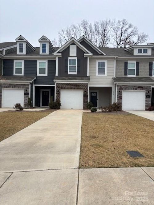 118 Quinn Rd, Matthews, NC, 28104-6322 | Card Image