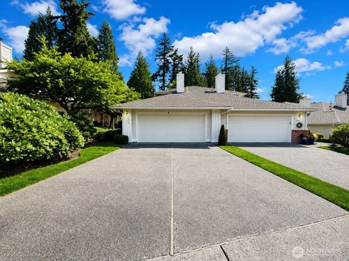 2009 Mill Pointe Dr Se, Mill Creek, WA, 98012-4817 | Card Image