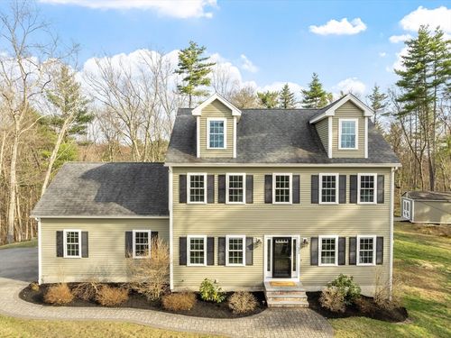 149 Long Hill Rd, Bolton, MA, 01740-1421 | Card Image