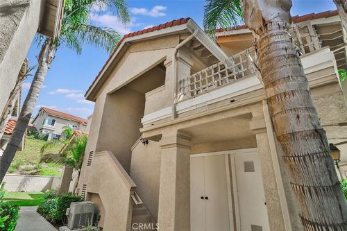 unit-a-625 Hazelwood Way, Simi Valley, CA, 93065-7680 | Card Image