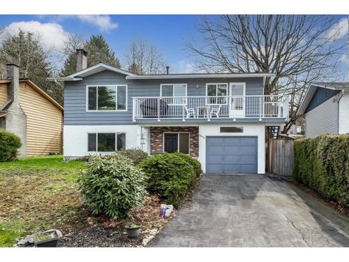 13414 113 Ave, Surrey, BC, V3R2H6 | Card Image