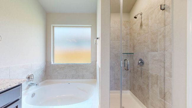 200 Creekfall Rd, House other with 4 bedrooms, 2 bathrooms and 2 parking in Burnet TX | Image 17