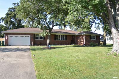 17 Lakewind Drive, House other with 3 bedrooms, 2 bathrooms and null parking in Springfield IL | Image 1