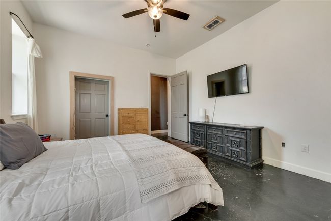 8310 Old Springtown Rd, House other with 4 bedrooms, 3 bathrooms and null parking in Springtown TX | Image 19