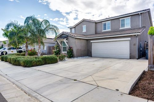 409 Sansoni St, Los Banos, CA, 93635-8325 | Card Image