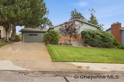 6135 Shaun Ave, Cheyenne, WY, 82009 | Card Image