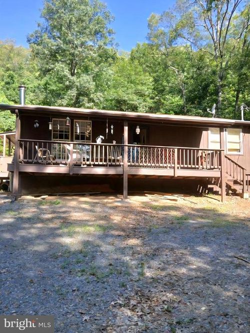 1089 Lost River Ridge Cir, Wardensville, WV, 26851-8514 | Card Image