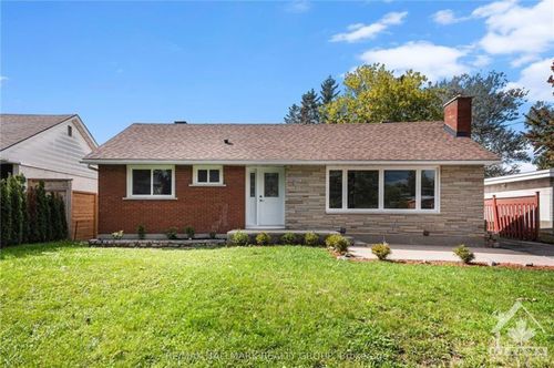 1680 Fisher Ave, Ottawa, ON, K2C1X7 | Card Image