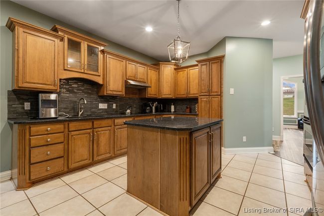 5834 E Bear Creek Rd, Home with 4 bedrooms, 3 bathrooms and null parking in Pekin IN | Image 22