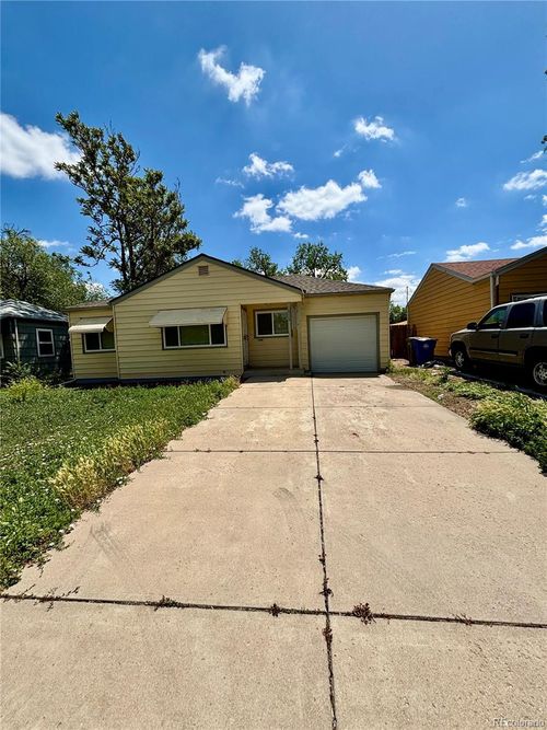 1934 Kenton St, Aurora, CO, 80010-2430 | Card Image