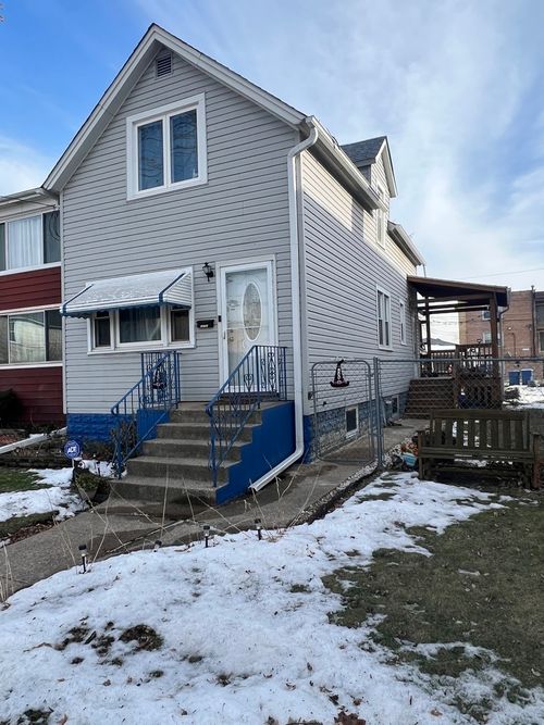 12741 Hoyne Ave, Blue Island, IL, 60406-2209 | Card Image