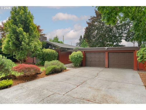 15210 Ne Hoyt St, Portland, OR, 97230 | Card Image