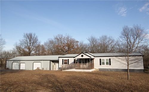 1061 Sw County Road B, Holden, MO, 64040-9287 | Card Image
