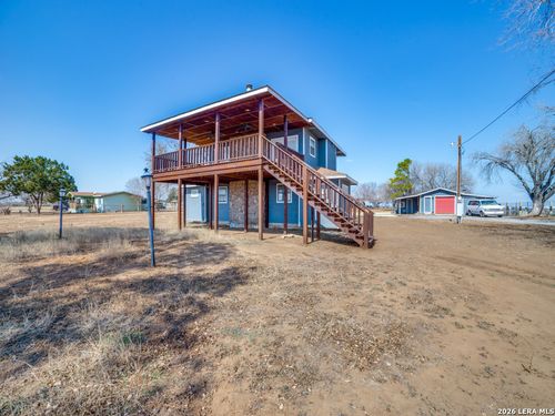 6953 Von Ormy Rd, Von Ormy, TX, 78073-4336 | Card Image