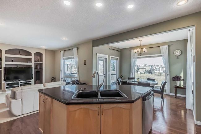 110 Kincora Heights Nw, Home with 5 bedrooms, 3 bathrooms and 5 parking in Calgary AB | Image 14
