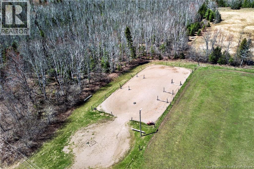Land in Harvey 4