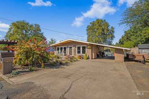 421 Park Dr, Lewiston, ID, 83501-4309 | Card Image