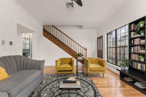 124-1307 Kinney Ave, Austin, TX, 78704-2280 | Card Image