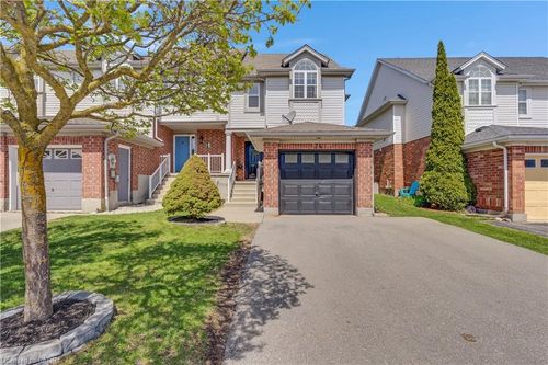 74 Elma Place, Cambridge, ON, N3C4E7 | Card Image