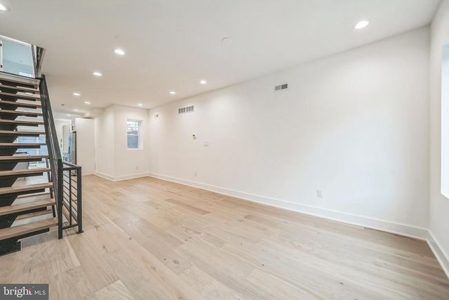 1309 S 32 Nd St, Townhouse with 3 bedrooms, 2 bathrooms and null parking in PHILADELPHIA PA | Image 7