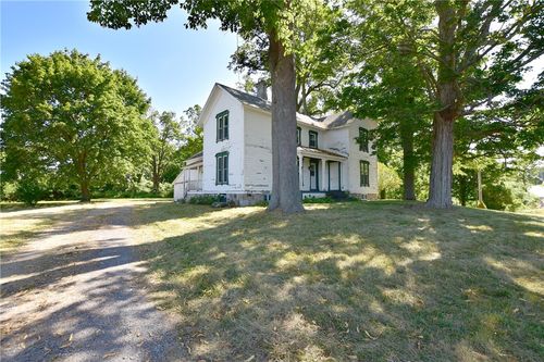 4454 Rockefeller Rd, Auburn, NY, 13021-8660 | Card Image