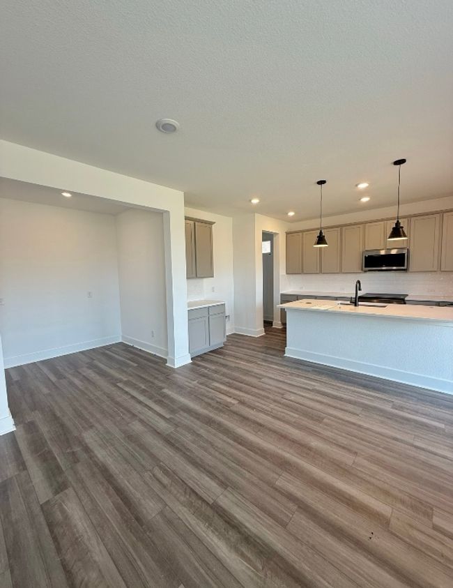 190 Prodigal Way, House other with 3 bedrooms, 3 bathrooms and 2 parking in Kyle TX | Image 6