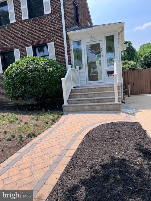 3730 3rd Street S, ARLINGTON, VA, 22204 | Card Image