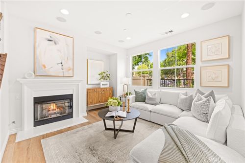 74 Trailing Vine, Irvine, CA, 92602-2467 | Card Image