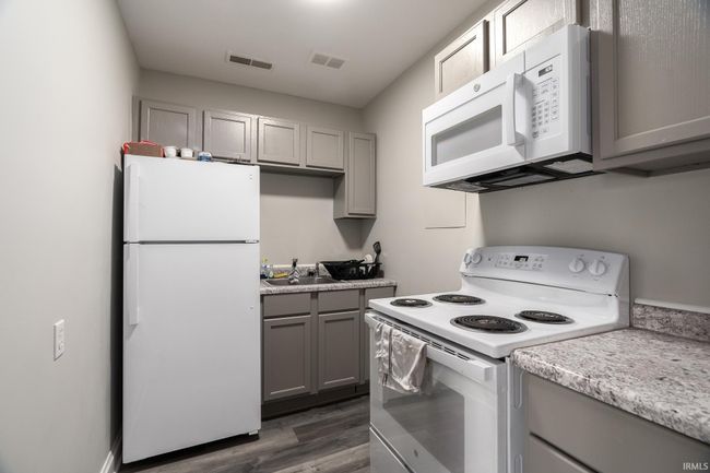 208 S Market St, Home with 0 bedrooms, 20 bathrooms and null parking in Delphi IN | Image 18