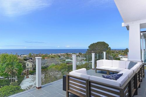 5686 Taft Ave, La Jolla, CA, 92037 | Card Image