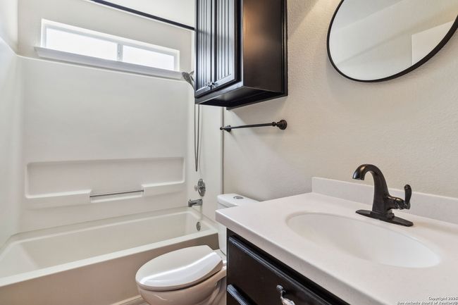 3528 Hamilton Pl, House other with 5 bedrooms, 3 bathrooms and null parking in Schertz TX | Image 25