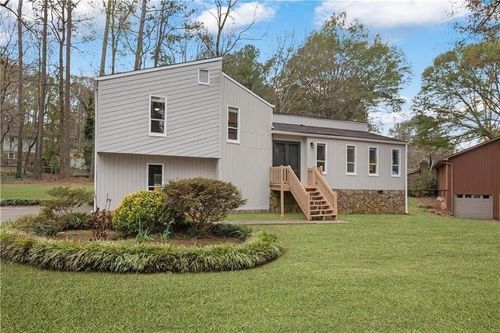 2532 Hidden Hills Dr, Marietta, GA, 30066-5242 | Card Image