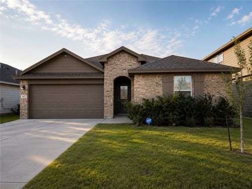1417 Maverick, Sinton, TX, 78387 | Card Image