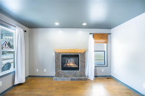 19953 Wakenden, Redford, MI, 48240-1120 | Card Image