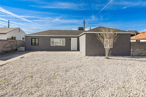 105 Ocotillo St, Henderson, NV, 89015-5420 | Card Image