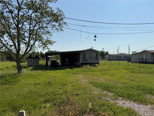 637 Main Project Rd, Schriever, LA, 70395-4417 | Card Image