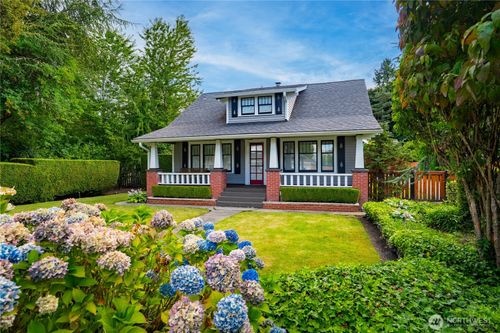 527 17th St Se, Puyallup, WA, 98372-4036 | Card Image
