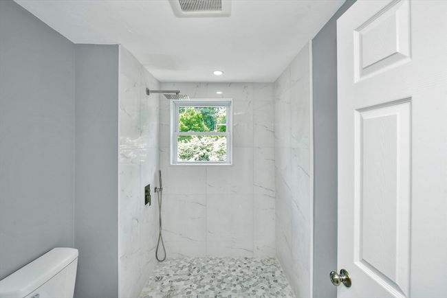 87 Summer St, House other with 4 bedrooms, 3 bathrooms and 6 parking in Abington MA | Image 30