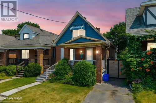 52 Connaught Avenue N, Hamilton, ON, L8L6Y8 | Card Image