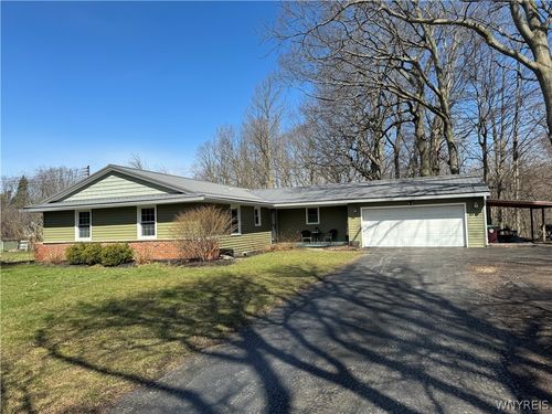 6668 Milestrip Rd, Orchard Park, NY, 14127-1610 | Card Image