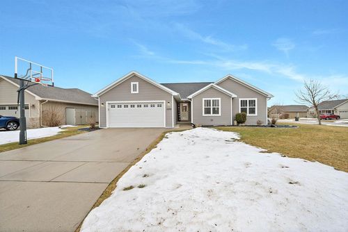 1372 Lear Lane, Hobart, WI, 54115 | Card Image