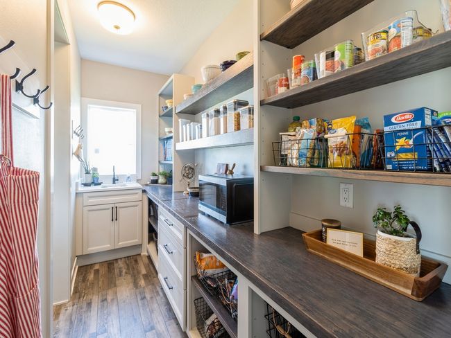 2105 Ketelsen Dr, Home with 4 bedrooms, 3 bathrooms and null parking in Ames IA | Image 6