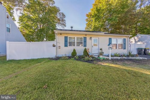 126 Medley Dr, NEWARK, DE, 19713-1957 | Card Image