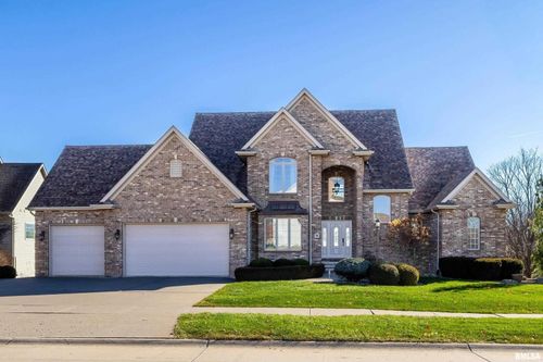 9 Cobblestone Ln, Leclaire, IA, 52753-9249 | Card Image