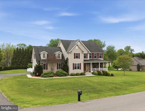 178 Stormfield Dr E, MARTINSBURG, WV, 25404-7500 | Card Image