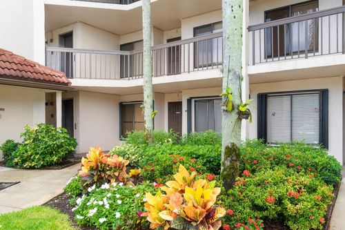 104-10110 Cedar Point Blvd, Boynton Beach, FL, 33437-1389 | Card Image