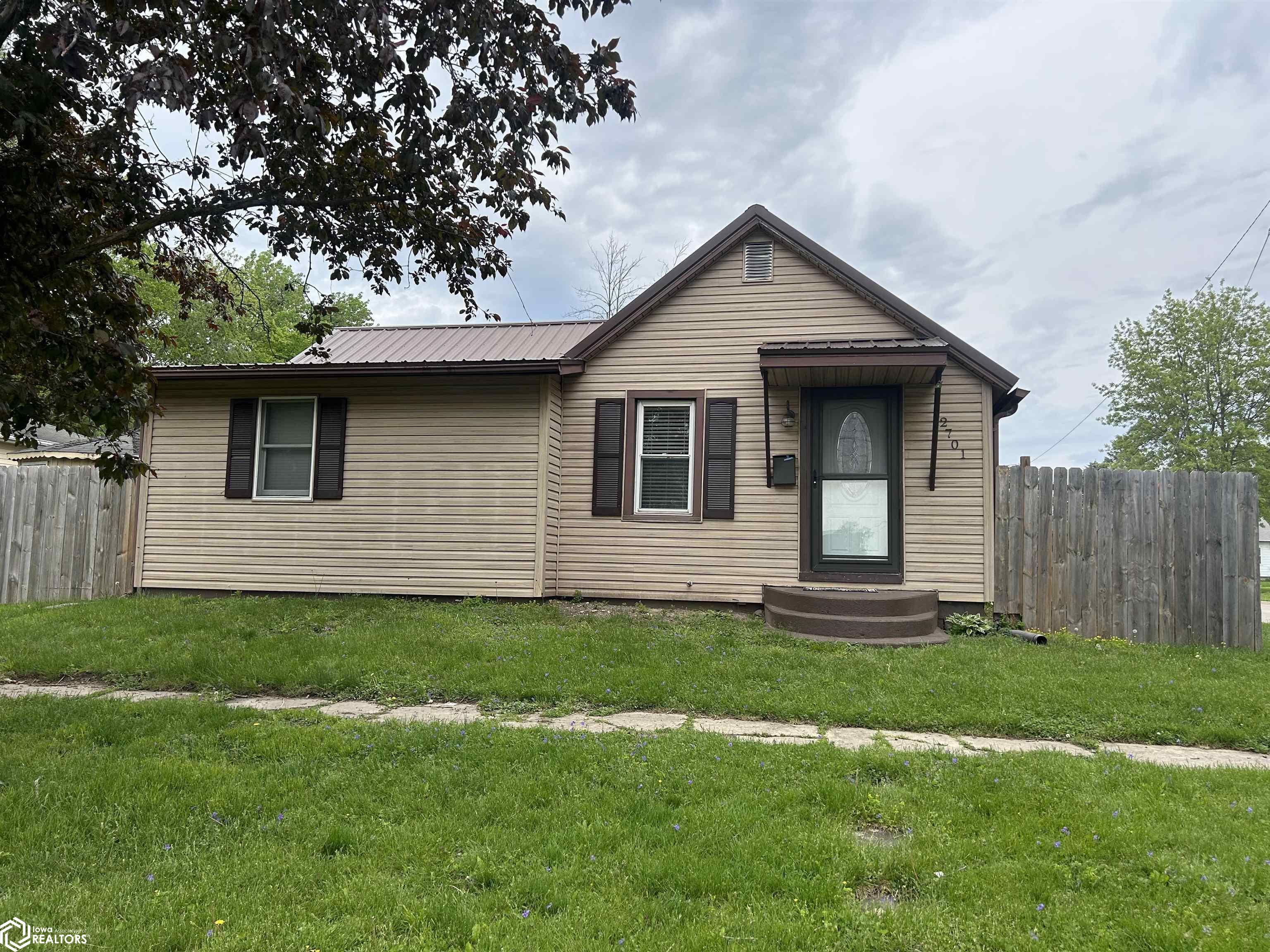 Avenue I , Fort Madison, IA 52627