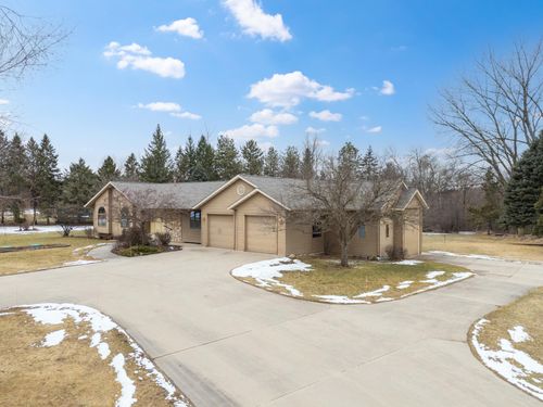 1090 Buckridge Drive Ne, Rochester, MN, 55906 | Card Image