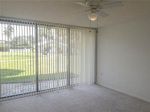 102-2621 Village Blvd, West Palm Beach, FL, 33409-6907 | Card Image