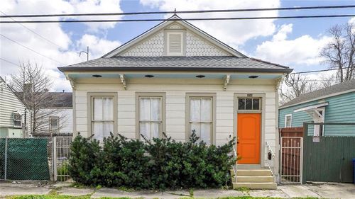 830 N White St, New Orleans, LA, 70119-4240 | Card Image